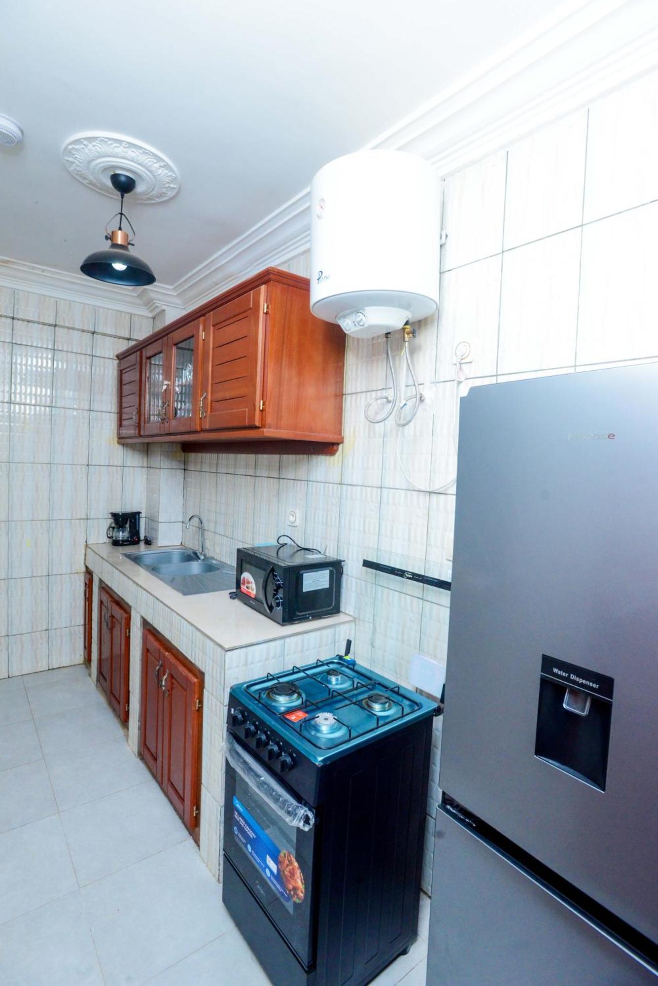 Appartement B&W Yaoundé Buitenkant foto